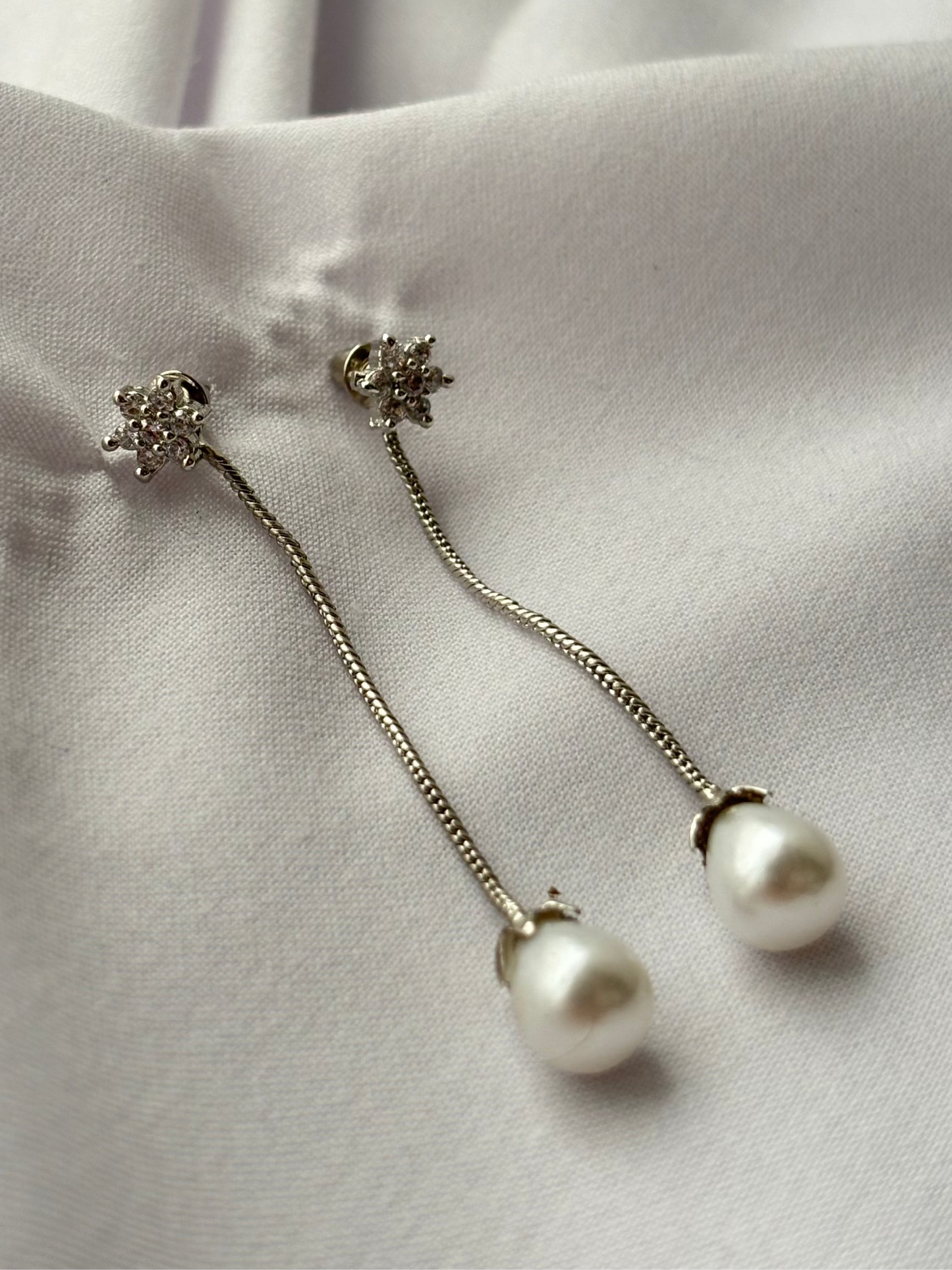Celeste Pearl Earrings