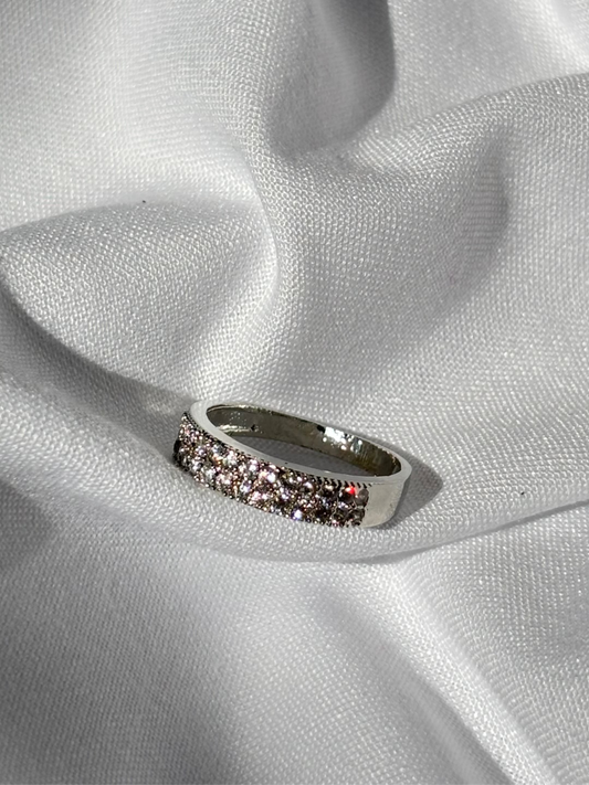 Eternal Radiance Ring