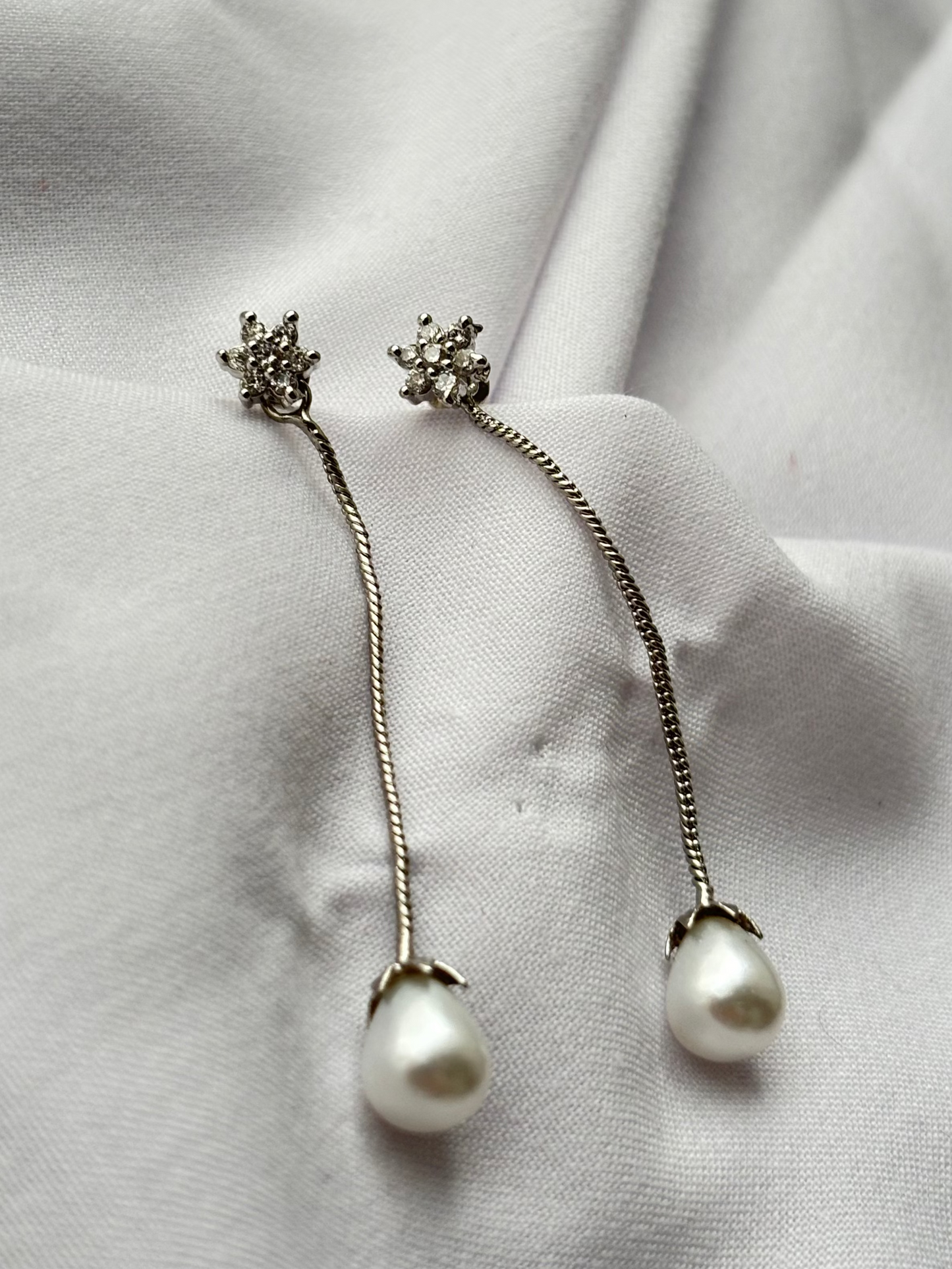 Celeste Pearl Earrings
