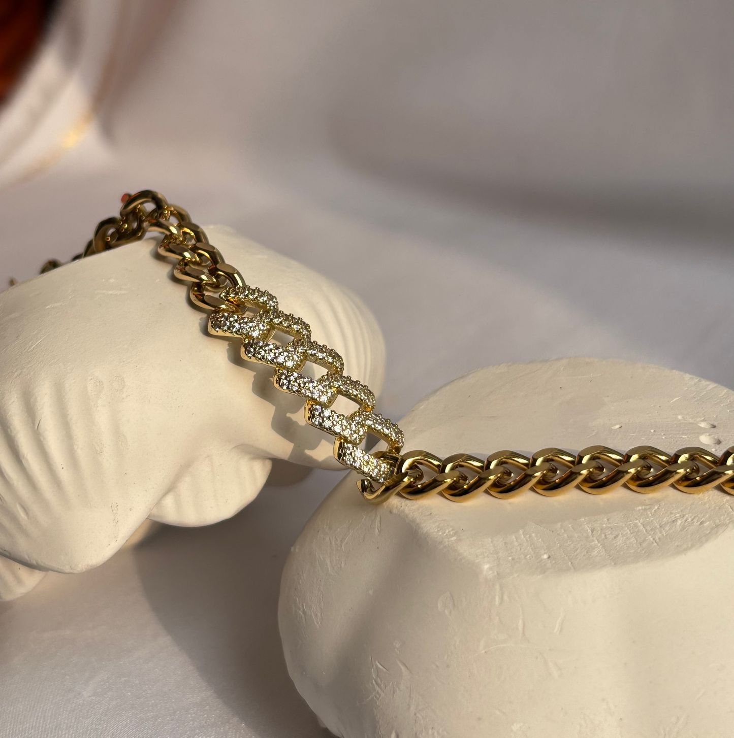 Dazzle Chain Bracelet