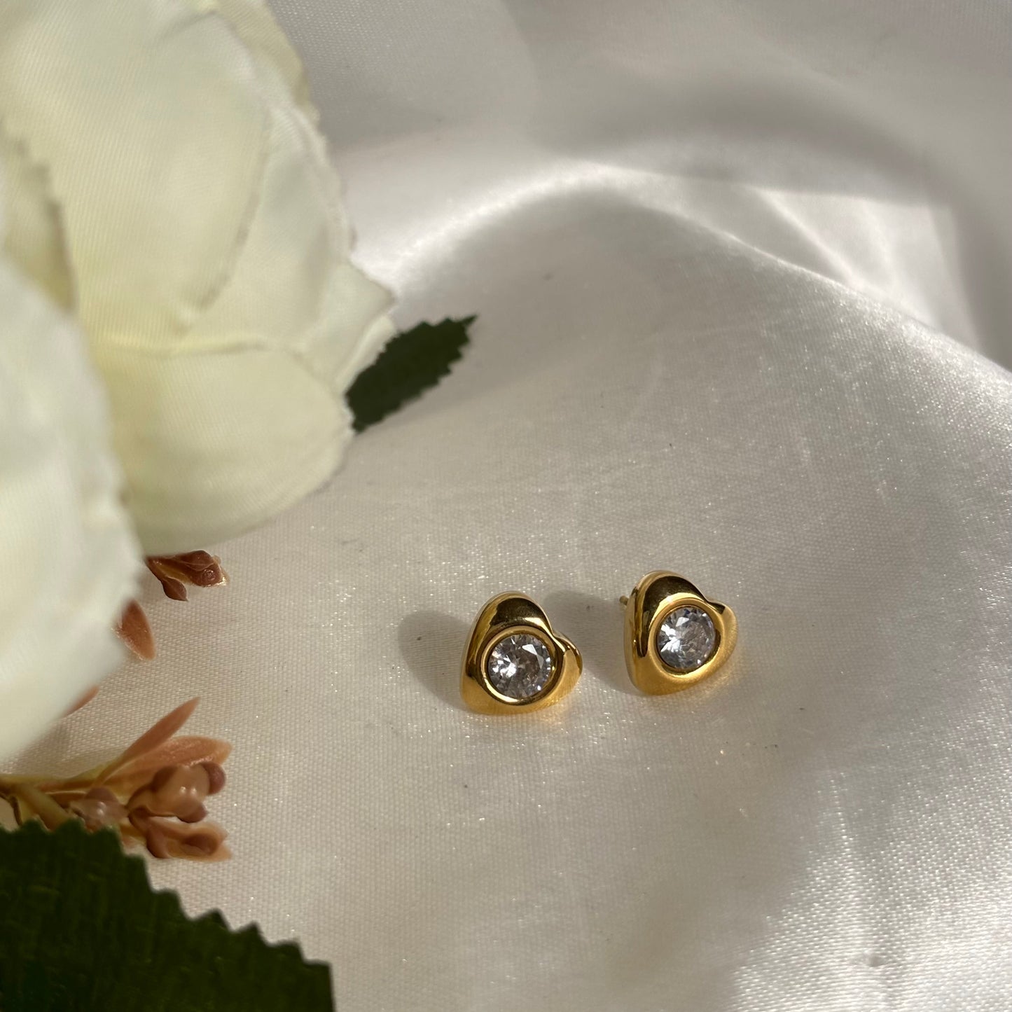 Dilara Stud earrings