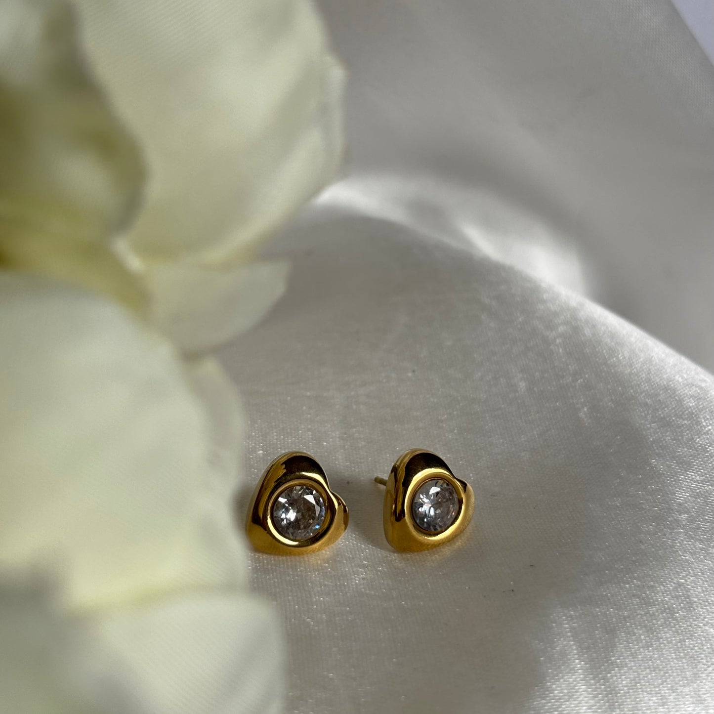 Dilara Stud earrings